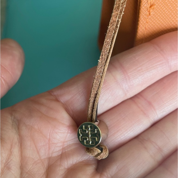 TORY BURCH CAT EYE SUNGLASSES GREAT CONDITION - Picture 10 of 12